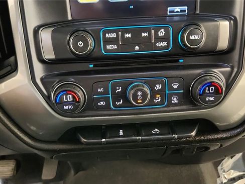 Used 2019 Chevrolet Silverado 1500 LT w/ All Star Edition image 24