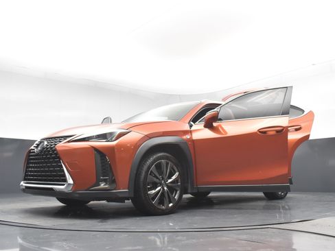 Used 2019 Lexus UX 250h F Sport w/ F Sport Premium Package AWD/4WD image 35
