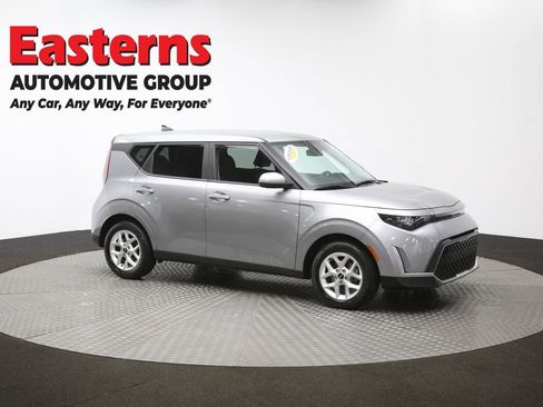 Used 2023 Kia Soul LX w/ Option Group 015 image 48