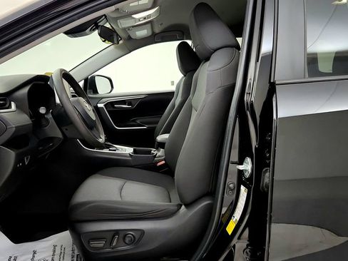 Used 2023 Toyota RAV4 AWD Hybrid image 25