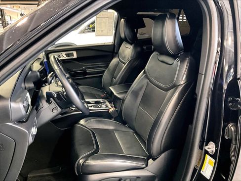 Used 2022 Ford Explorer ST w/ Equipment Group 401A image 13