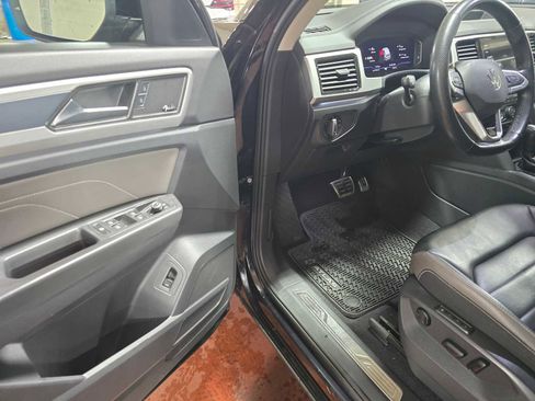 Used 2022 Volkswagen Atlas SEL Premium AWD/4WD image 21