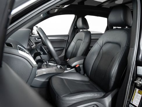 Used 2014 Audi SQ5 Prestige image 15