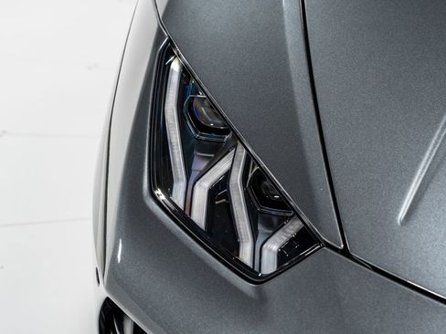 Used 2023 Lamborghini Huracan EVO RWD image 42