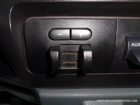 Used 2014 Ford F250 XL w/ Power Equipment Group image 13