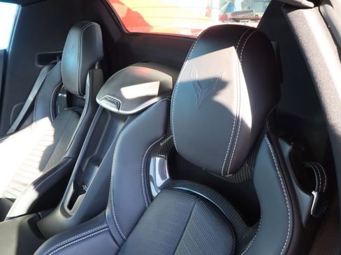 Certified 2022 Chevrolet Corvette Stingray w/ Z51 Performance Package image 20