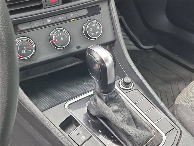 Used 2019 Volkswagen Jetta FWD image 9