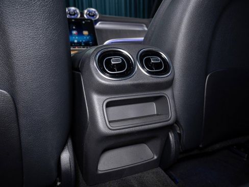 Certified 2026 Mercedes-Benz GLC 300 image 21