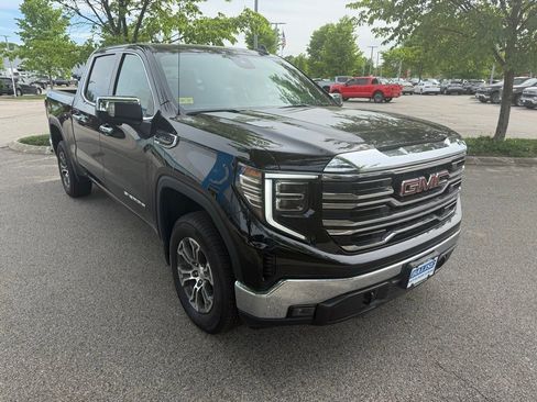 Certified 2025 GMC Sierra 1500 SLT AWD/4WD image 7