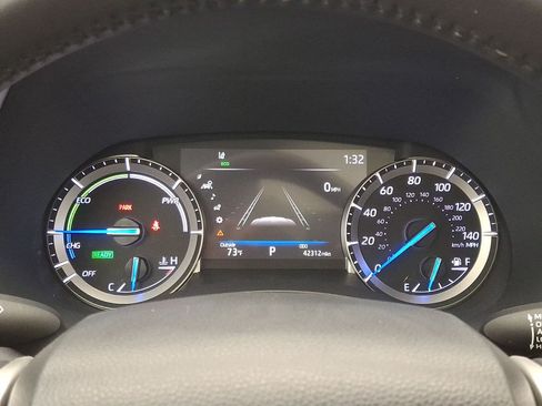 Certified 2022 Toyota Highlander Bronze Edition AWD/4WD image 17