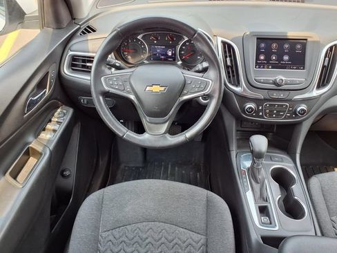 Used 2022 Chevrolet Equinox LT FWD image 6