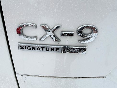 Used 2021 MAZDA CX-9 Signature image 8