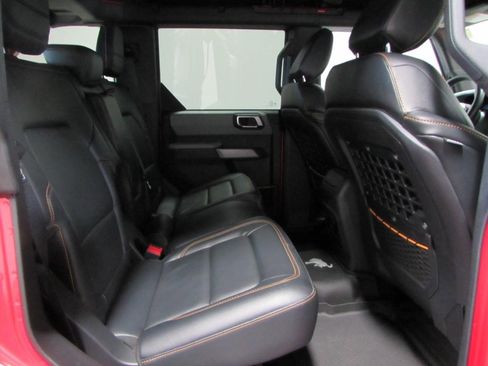 Used 2022 Ford Bronco Badlands AWD/4WD image 19