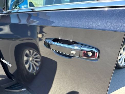 New 2026 Chevrolet Tahoe Premier w/ Sun And Tow Package AWD/4WD image 13