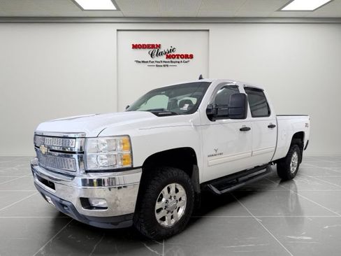 Used 2011 Chevrolet Silverado 2500 LT AWD/4WD image 3