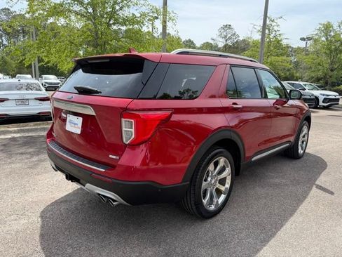 Used 2020 Ford Explorer Platinum w/ Premium Technology Package AWD/4WD image 6