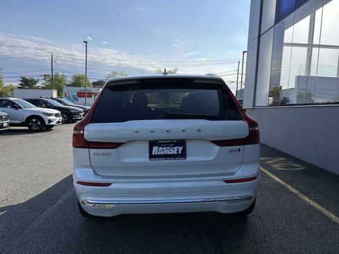 Certified 2023 Volvo XC60 B5 Plus w/ Climate Package AWD/4WD image 7