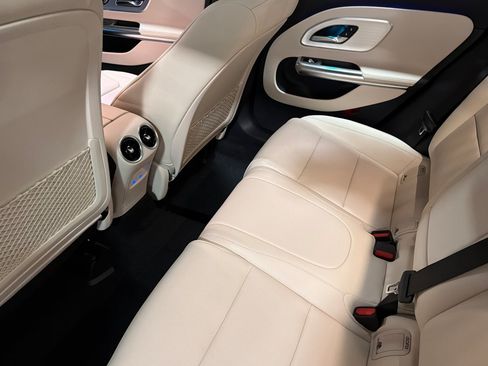 New 2027 Mercedes-Benz CLA 220 image 11
