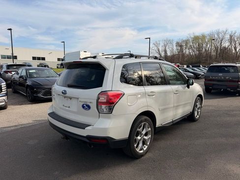 Used 2018 Subaru Forester 2.5i Touring AWD/4WD image 4