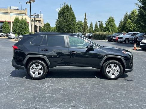 Used 2025 Toyota RAV4 XLE AWD/4WD image 3