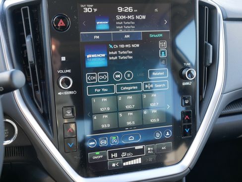 Used 2024 Subaru Crosstrek 2.0i Premium image 16