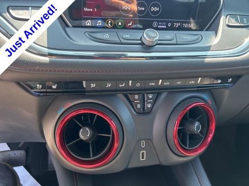 Used 2021 Chevrolet Blazer RS w/ Enhanced Convenience Package FWD image 26