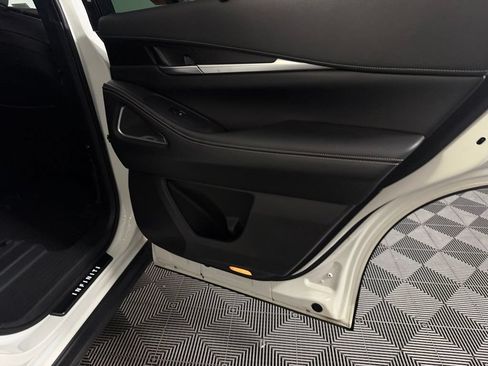 Used 2023 INFINITI QX60 Sensory w/ Cargo Package FWD image 27