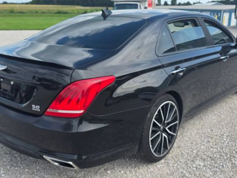 Used 2018 Genesis G90 5.0 Ultimate AWD/4WD image 3