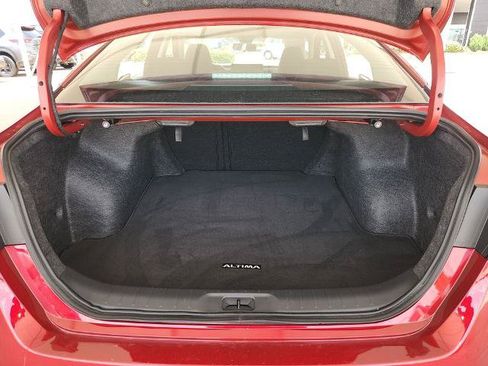 Certified 2025 Nissan Altima 2.5 SV w/ SV Special Edition Package FWD image 14