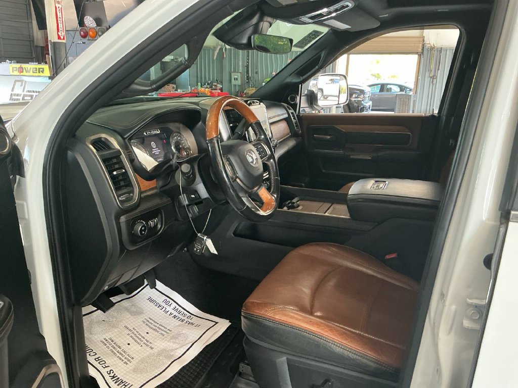 Used 2019 RAM 3500 Limited AWD/4WD image 16