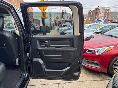 Used 2013 RAM 1500 Express image 18