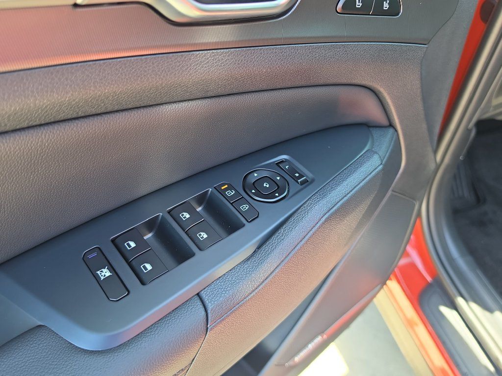 New 2027 Kia Sportage SX FWD image 20