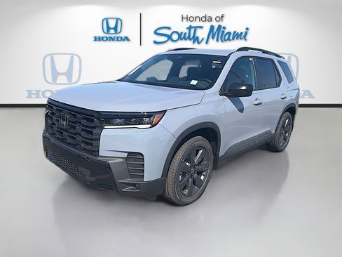 New 2026 Honda Pilot Sport image 3