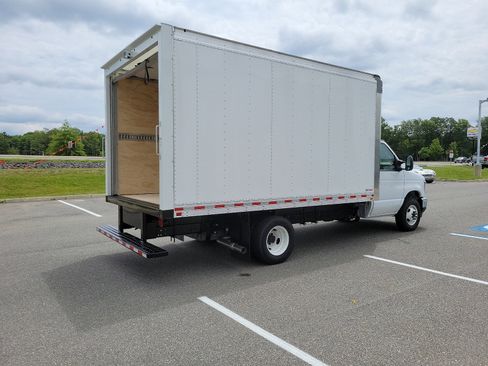 New 2025 Ford E-350 and Econoline 350 Super Duty w/ Driver's Safety Package image 4