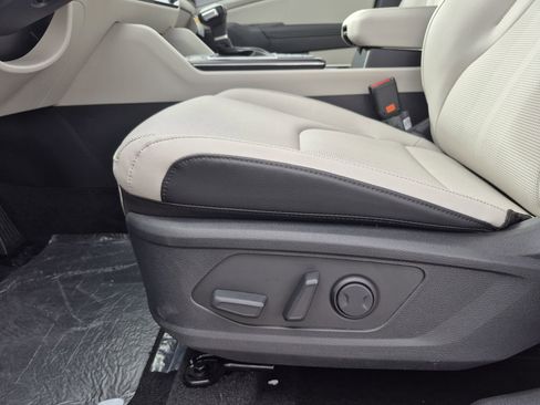 New 2026 Kia Sportage EX image 11