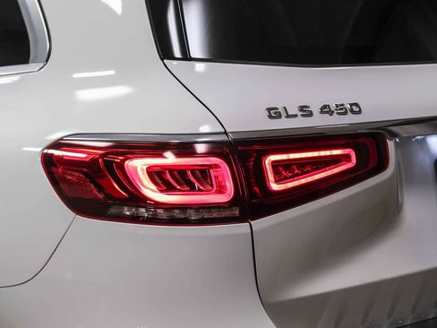 Certified 2023 Mercedes-Benz GLS 450 4MATIC image 7