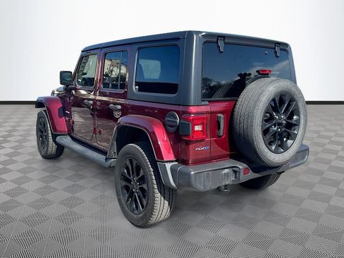 Used 2021 Jeep Wrangler Unlimited Sahara w/ Cold Weather Group AWD/4WD image 8