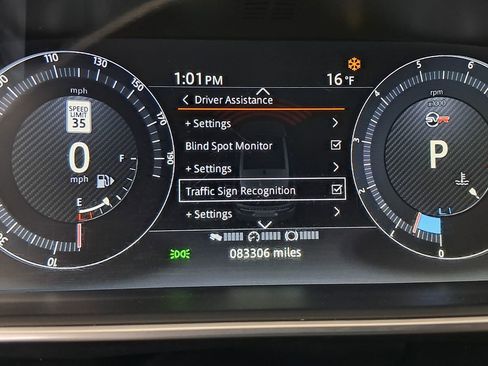 Used 2017 Land Rover Range Rover Sport SVR image 18