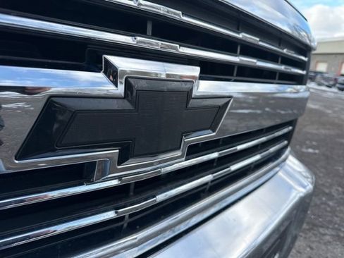 Used 2015 Chevrolet Silverado 2500 LT w/ LT Convenience Package image 30