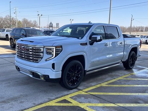 New 2026 GMC Sierra 1500 Denali AWD/4WD image 9