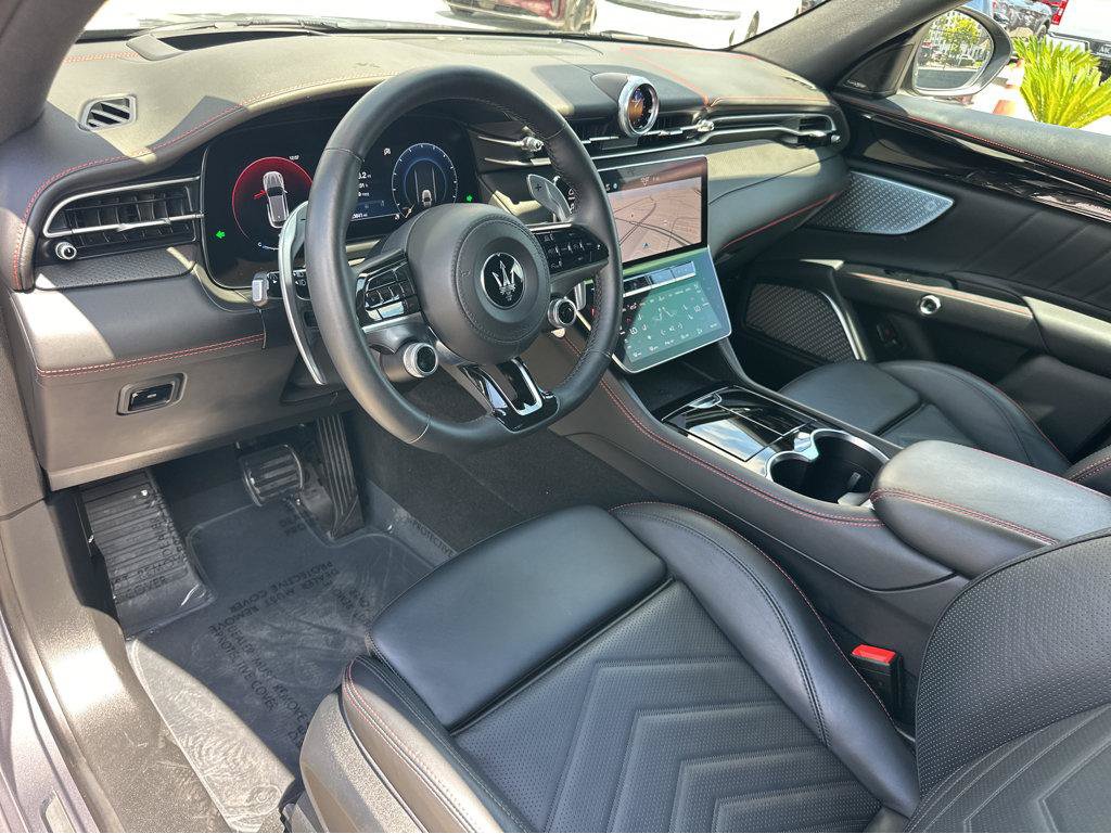 Used 2023 Maserati Grecale Modena AWD/4WD image 16