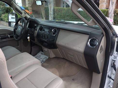 Used 2008 Ford F350 XLT image 25