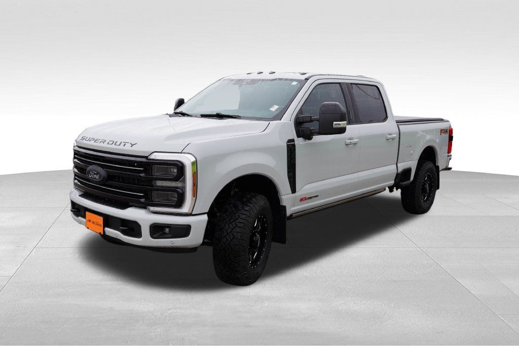 Certified 2026 Ford F350 Platinum AWD/4WD image 11