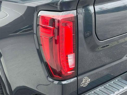 Certified 2021 GMC Sierra 1500 Denali w/ Denali Ultimate Package image 10