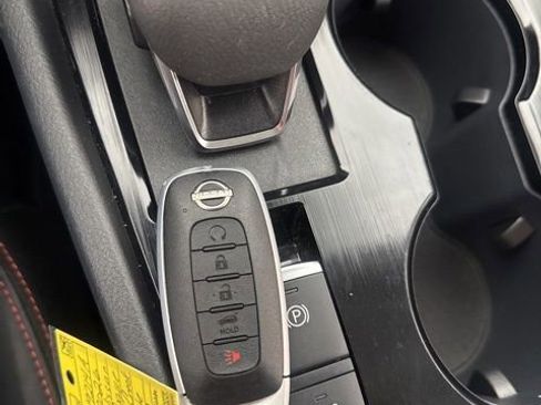 Certified 2026 Nissan Rogue SV AWD/4WD image 3