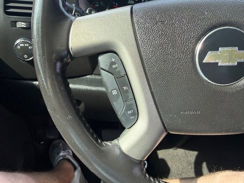 Used 2009 Chevrolet Silverado 2500 LT w/ Exterior Plus Package RWD image 30