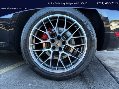 Used 2015 Porsche Macan Turbo image 13