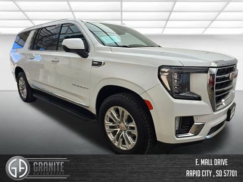 Used 2024 GMC Yukon XL SLT AWD/4WD image 7