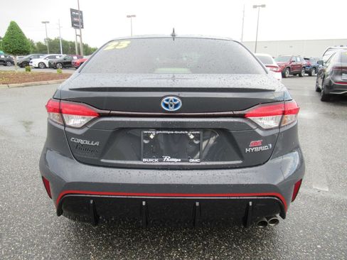 Used 2023 Toyota Corolla SE FWD image 6
