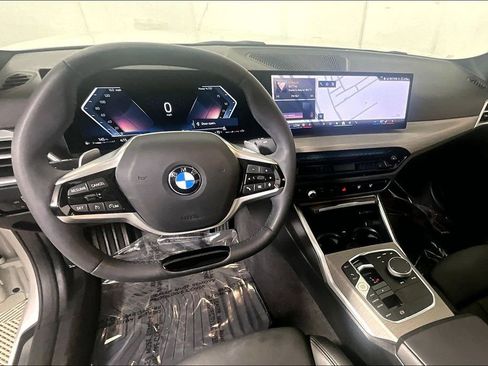 Used 2025 BMW 430i Coupe w/ Convenience Package image 15